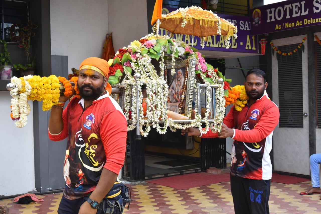 Hotel Temple Sai Shirdi Ngoại thất bức ảnh